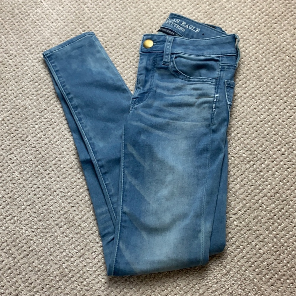 AEO mid rise super super stretch jegging